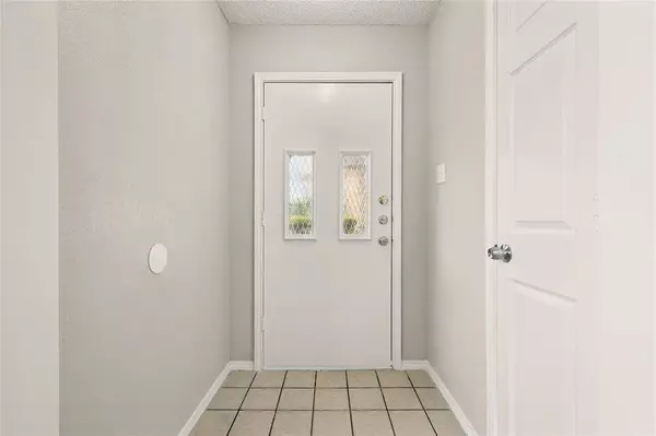 703 Inglewood Trail, Desoto, TX 75115