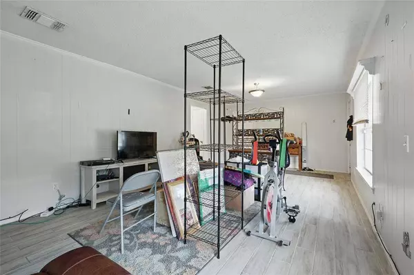 211 Moore Street, Duncanville, TX 75116