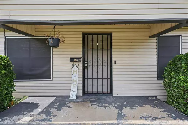 211 Moore Street, Duncanville, TX 75116