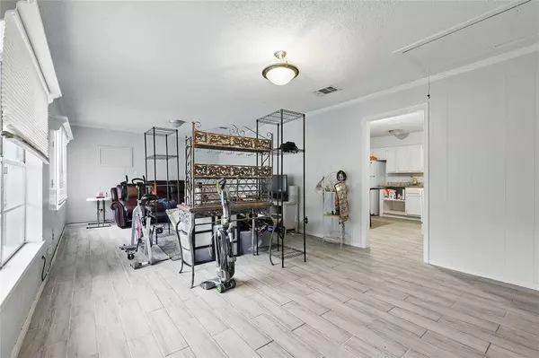 211 Moore Street, Duncanville, TX 75116