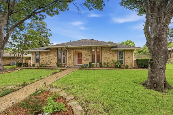 1030 Florence Drive, Duncanville, TX 75116