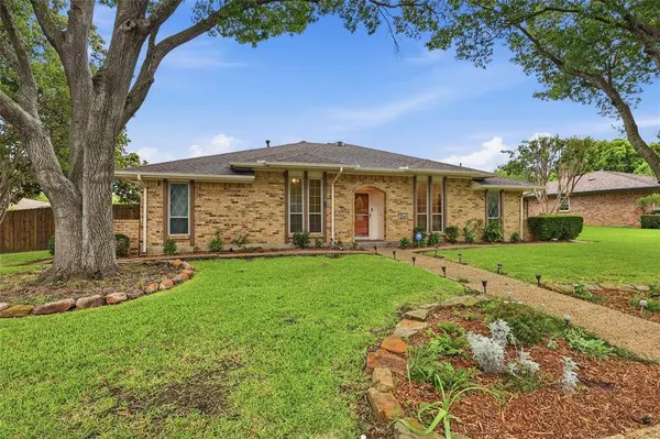 1030 Florence Drive, Duncanville, TX 75116