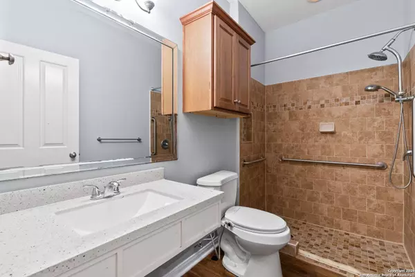 6101 Greenough Ct, Corpus Christi, TX 78414