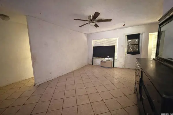 8638 Standing Bear, San Antonio, TX 78242