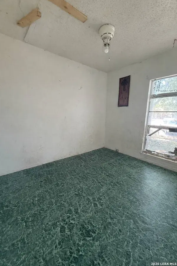 8638 Standing Bear, San Antonio, TX 78242