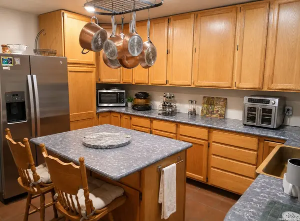 8000 County Road 404, Spicewood, TX 78669