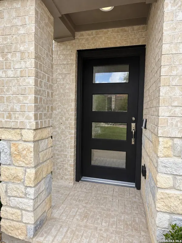 2810 High Castle, San Antonio, TX 78245