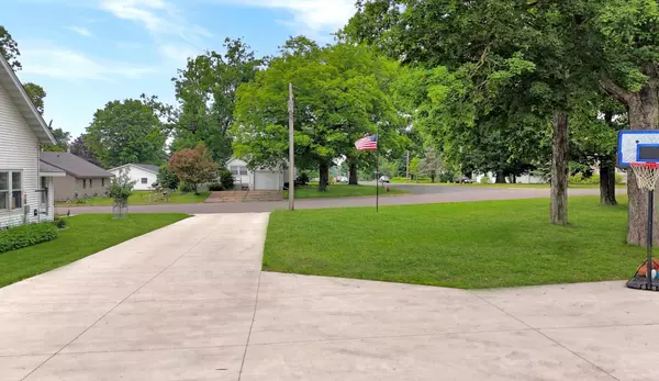 112 S 3rd ST, Luck, WI 54853