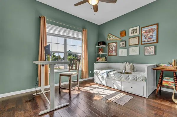 401 Valley Oaks LOOP, Georgetown, TX 78626
