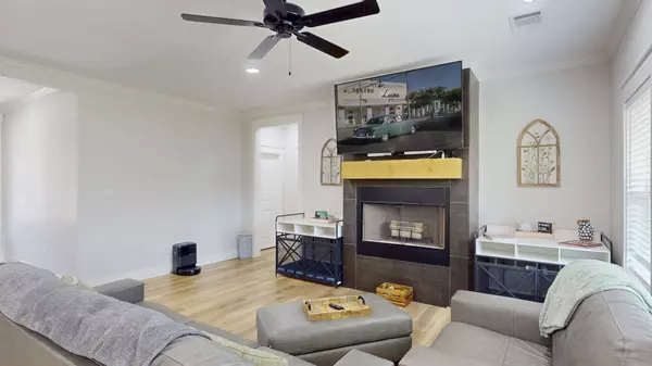 Athens, TX 75751-6518,6397 Mill Run Rd