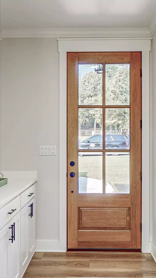 Athens, TX 75751-6518,6397 Mill Run Rd