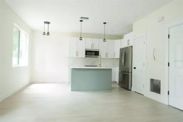 12484 CROSS ST, Largo, FL 33773