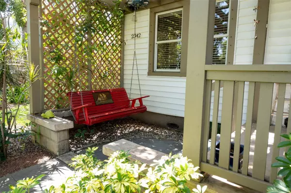 2342 8TH AVE N, St Petersburg, FL 33713