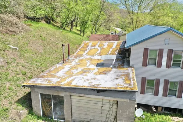 7568 W Little Kanawha HWY, Big Bend, WV 26136