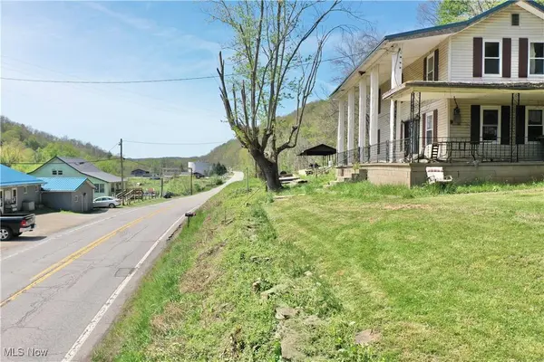 7568 W Little Kanawha HWY, Big Bend, WV 26136