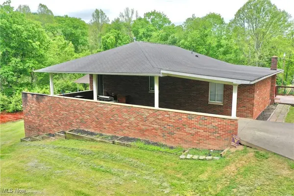 801 Lower Pine ST, Grantsville, WV 26147