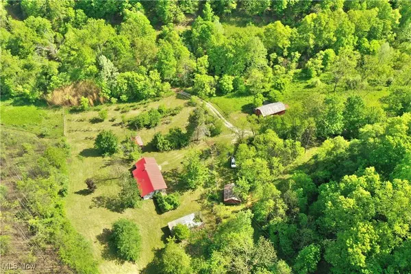 627 Straight Fork RD, Smithville, WV 26178