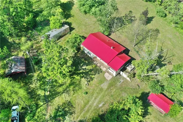 627 Straight Fork RD, Smithville, WV 26178