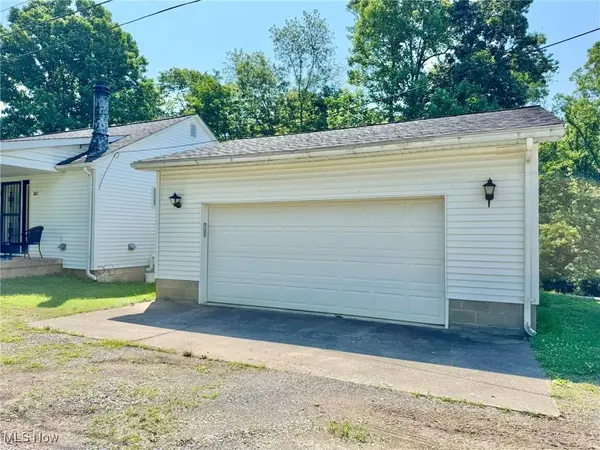 807 Lower Pine ST, Grantsville, WV 26147