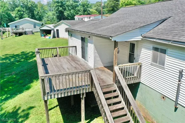 807 Lower Pine ST, Grantsville, WV 26147