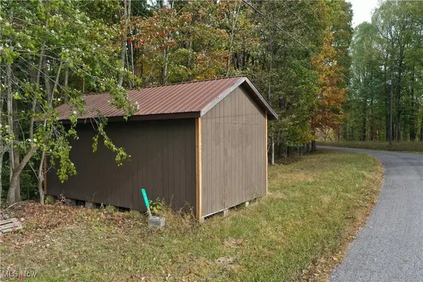 731 Riffle Run RD, Grantsville, WV 26147