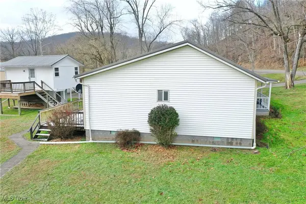 9926 Cedar Creek RD, Cedarville, WV 26611