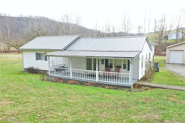 9926 Cedar Creek RD, Cedarville, WV 26611