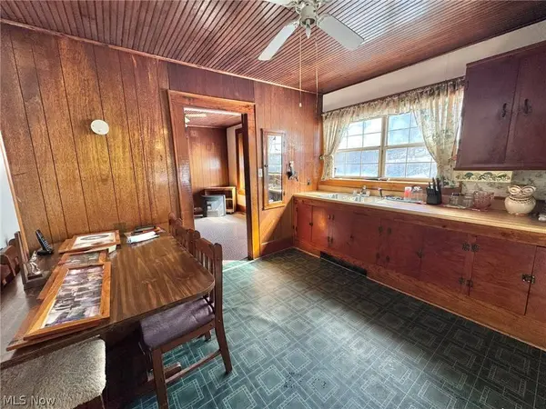 1296 Walker Creek RD, Chloe, WV 25235
