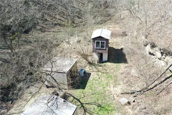 24618 S Calhoun HWY, Chloe, WV 25235