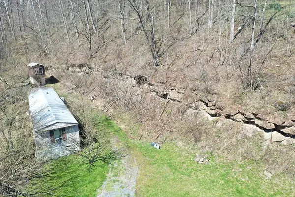 24618 S Calhoun HWY, Chloe, WV 25235
