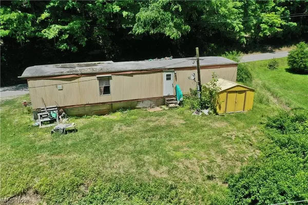 652 Dennis Fork RD, Mt Zion, WV 26151