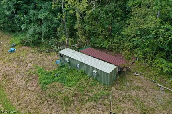 994 Sugarcamp RD, Big Bend, WV 26147