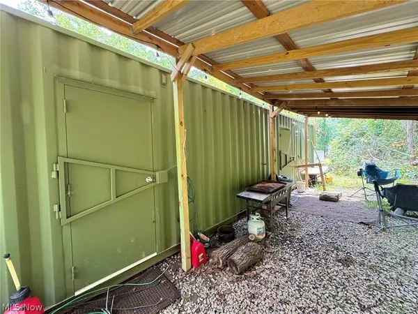 994 Sugarcamp RD, Big Bend, WV 26147