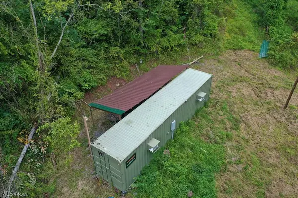 994 Sugarcamp RD, Big Bend, WV 26147