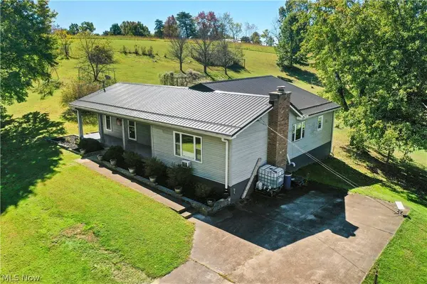 1213 Broomstick RD, Big Spring, WV 26137