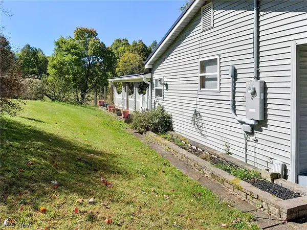 1213 Broomstick RD, Big Spring, WV 26137