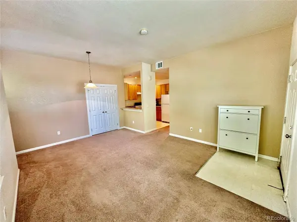 2708 Syracuse ST #111, Denver, CO 80238