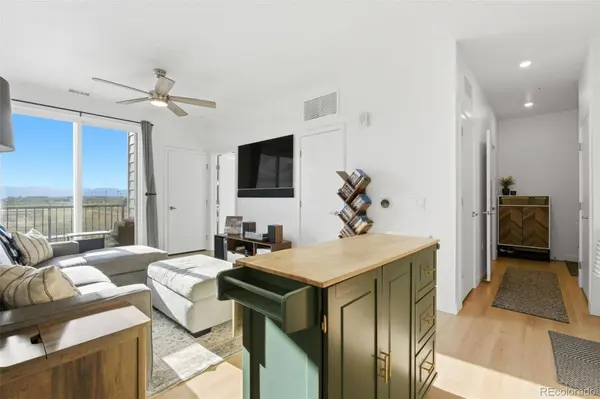 5702 Central Park BLVD #322, Denver, CO 80238