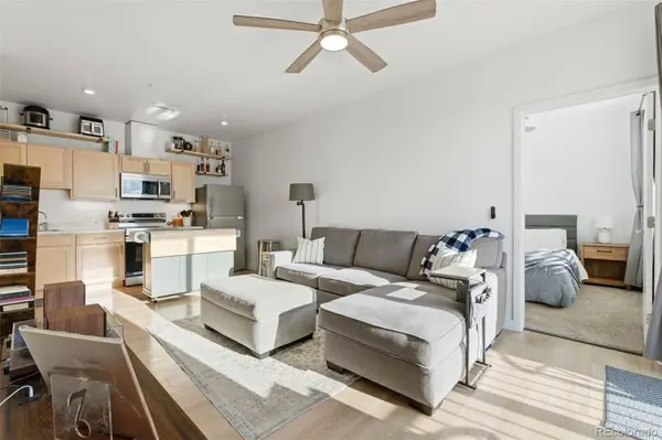 5702 Central Park BLVD #322, Denver, CO 80238