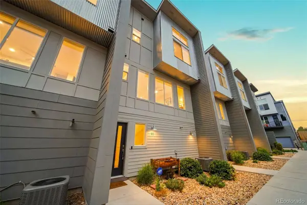 8711 E Hampden AVE #11, Denver, CO 80231