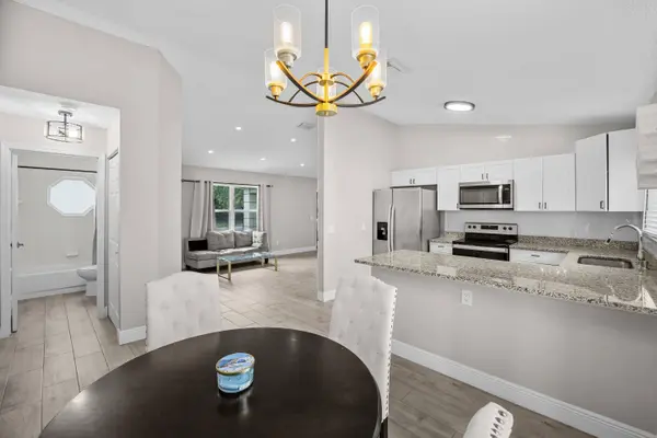 265 SW DALTON CIR, Port St Lucie, FL 34953