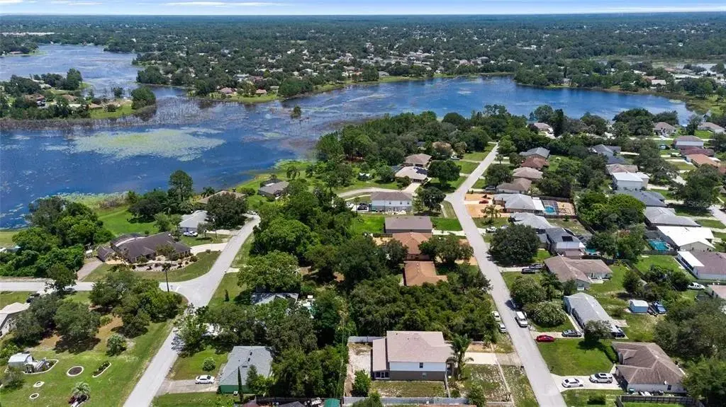 Deltona Lakes