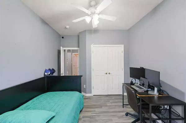 10509 Cloisters Drive, Fort Worth, TX 76131