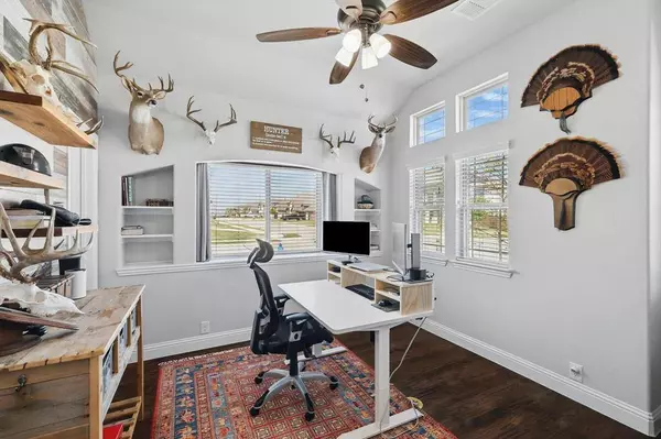 926 Timber Ridge Drive, Justin, TX 76247