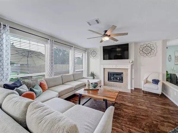 11557 Petunia Drive, Fort Worth, TX 76244