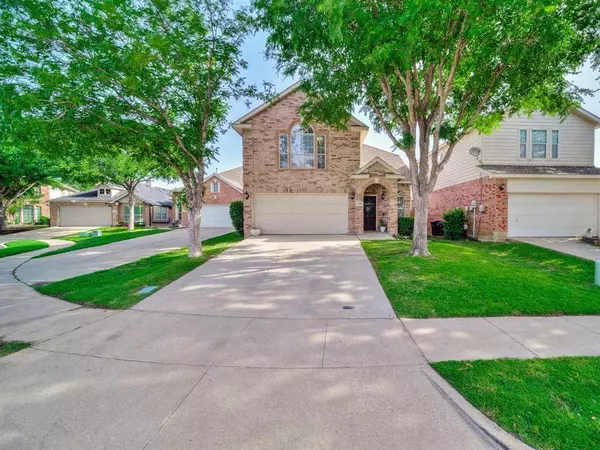 11557 Petunia Drive, Fort Worth, TX 76244