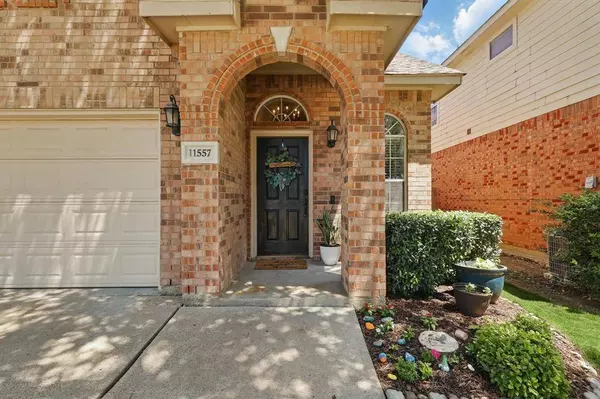 11557 Petunia Drive, Fort Worth, TX 76244