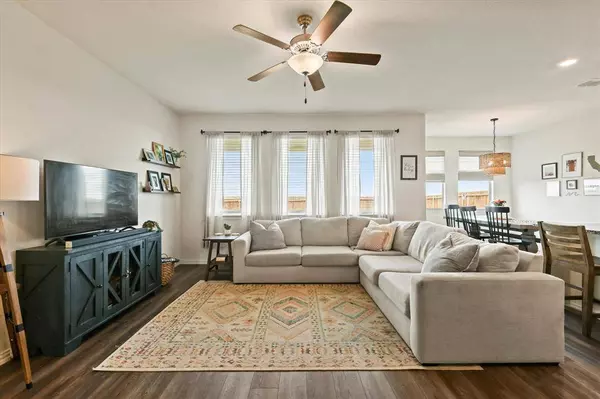 660 Ridgeback Trail, Fort Worth, TX 76052