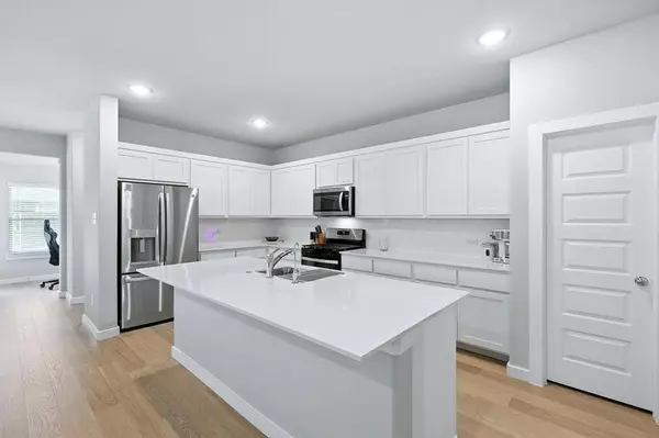 14733 Desert Door Drive, Fort Worth, TX 76052