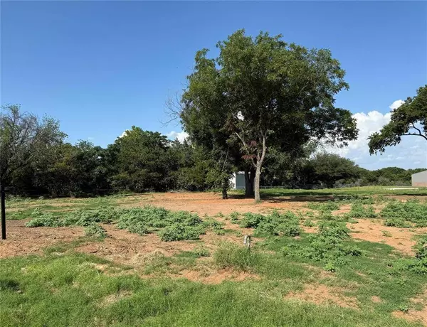 213 S Atwood Street, Boyd, TX 76023